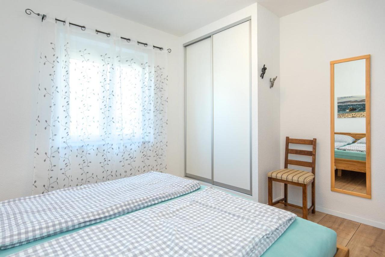 Apartments Oleander Krk Town Bagian luar foto